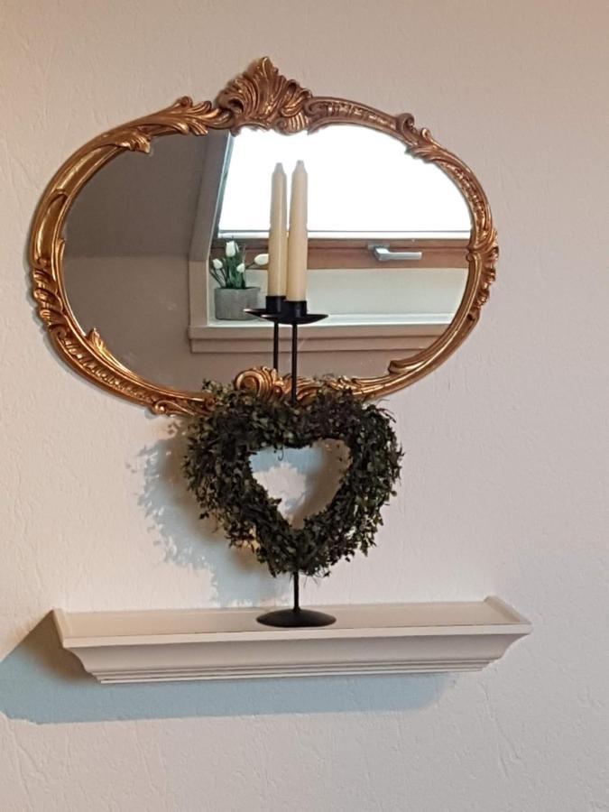 Ferienwohnung Auszeit マルクドルフ エクステリア 写真