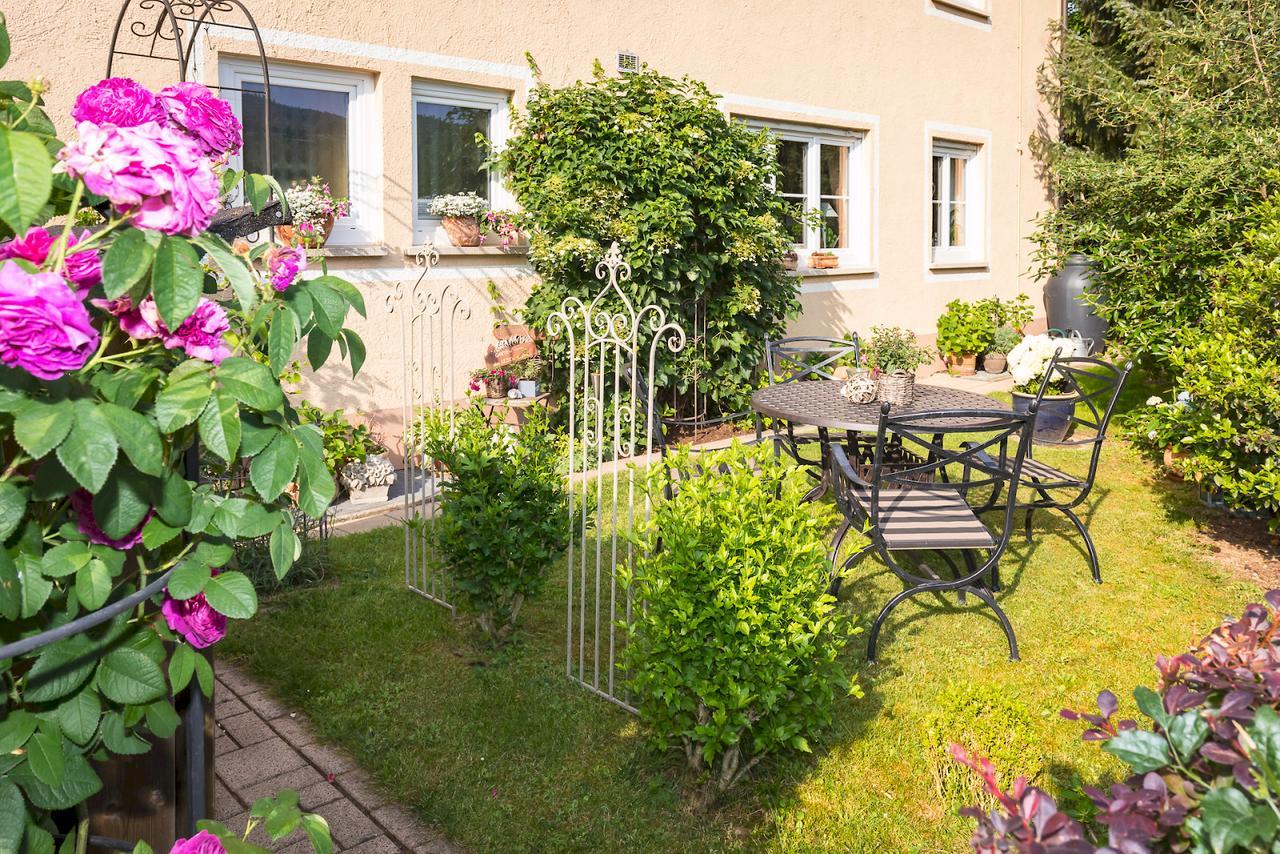 Ferienwohnung Auszeit マルクドルフ エクステリア 写真